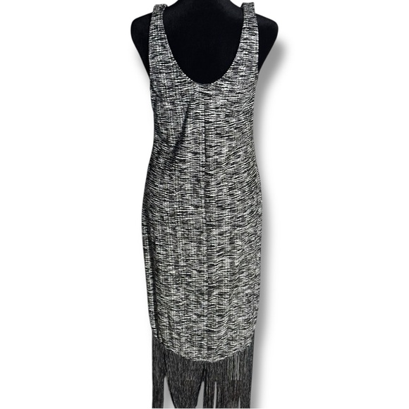 Zara Trafaluc Chic Black and White Knit Sleeveless High-Low Fringe Midi Dress - Picture 9 of 16